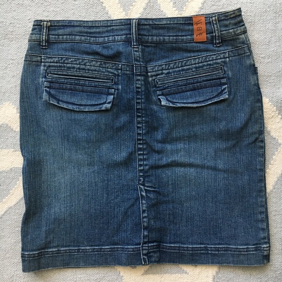 Tommy Hilfiger / Denim Skirt / Size 10 - Picture 3 of 7
